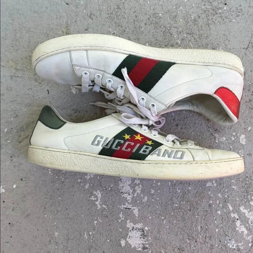 Gucci ace men’s sneakers with Gucci band star logo